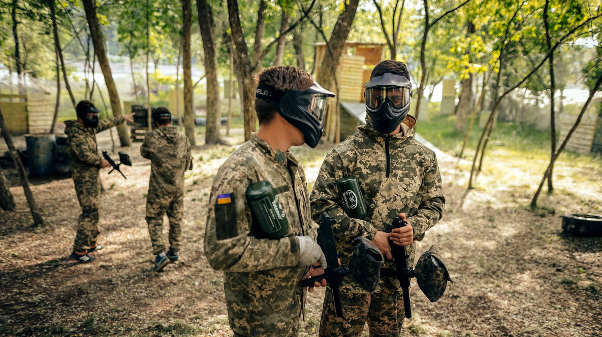 Сюрприз на дівич-вечір у Харкові - Пейнтбол для компанії