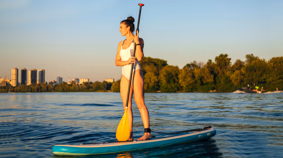 Подарунки жінці на 50 років в Одесі - SUP-серфінг