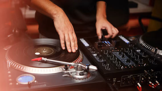 Куди сходити з сім'єю - Майстер-клас dj на вінілі для двох
