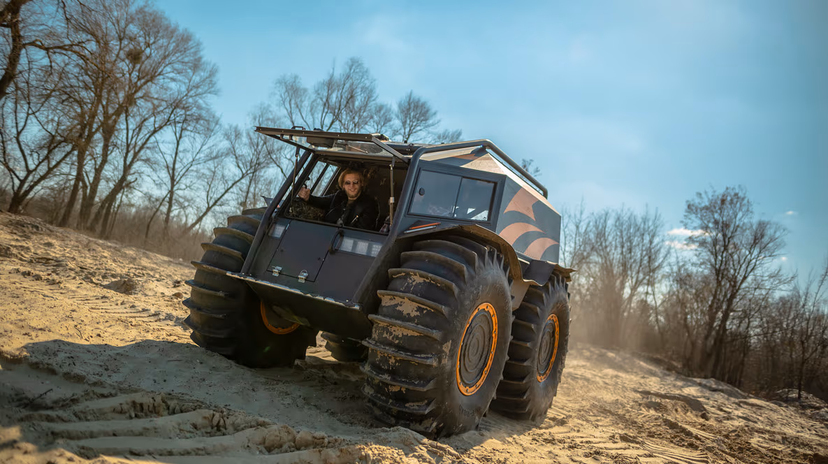 Катання на всюдиході Sherp