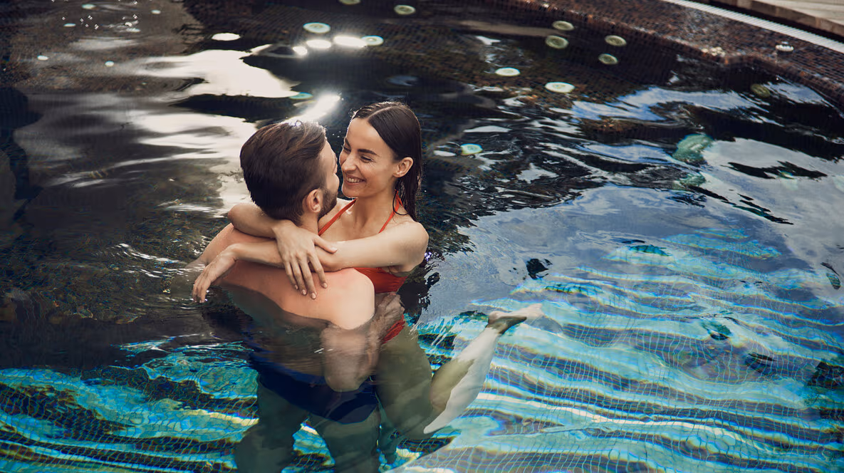 Подарунки на 18 років весілля в Одесі - SPA день у готелі «Немо» для двох