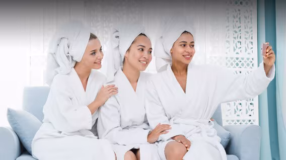 Подарунки на 34 роки весілля в Харкові - День SPA для компанії