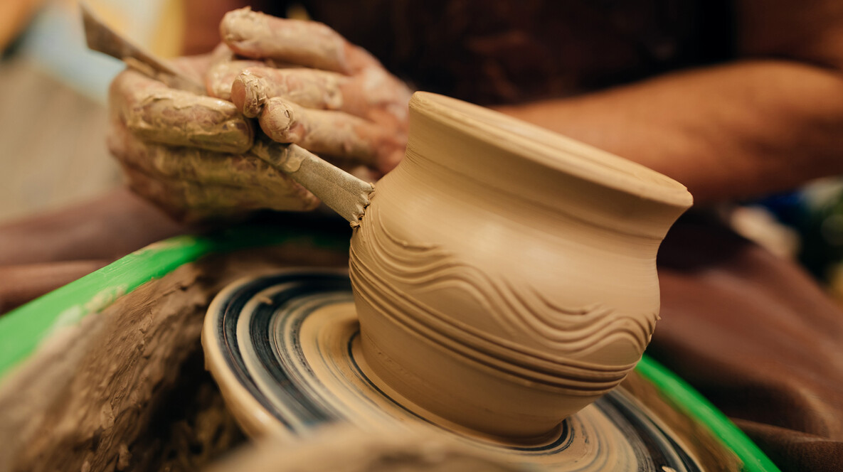 Майстер-клас гончарства для двох Подарунки батькам на річницю у Львові - Майстер-клас гончарства для двох