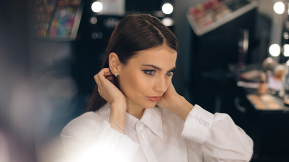 Майстер-клас візажу Подарунки коханій на день народження в Одесі - Майстер-клас візажу