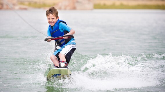 Вейкбординг на канатці Подарунки дітям у садочку в Дніпрі - Вейкбординг на канатці