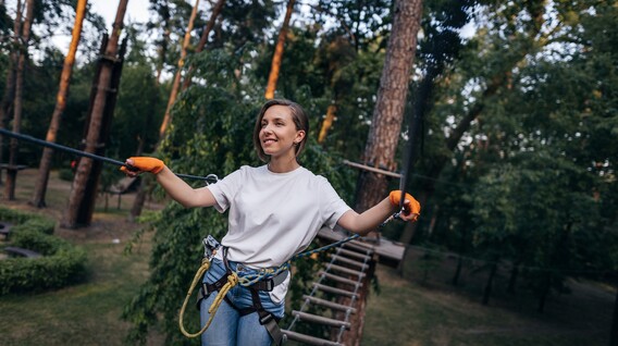 Мотузковий парк для компанії Подарунки на 4 роки весілля у Львові - Мотузковий парк для компанії