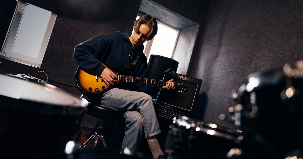 Мастер-класс игры на электрогитаре - 12 Фото 12 - Мастер-класс игры на электрогитаре