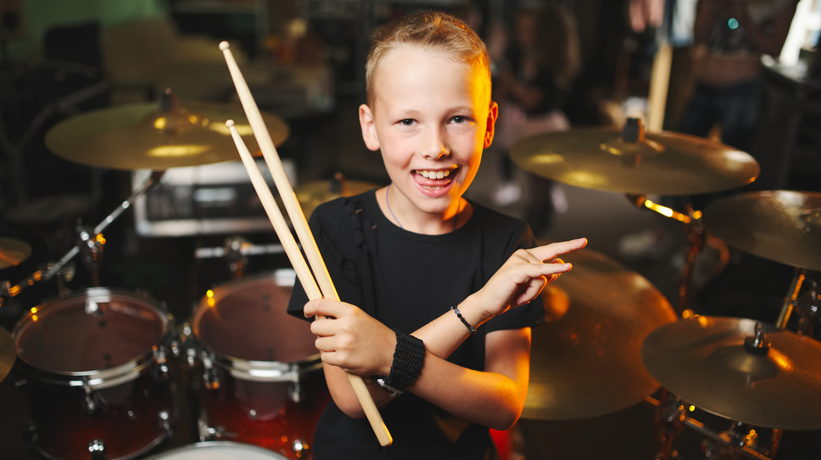 Курс гри на ударних Подарунки на День святого Миколая дітям у Дніпрі - Курс гри на ударних