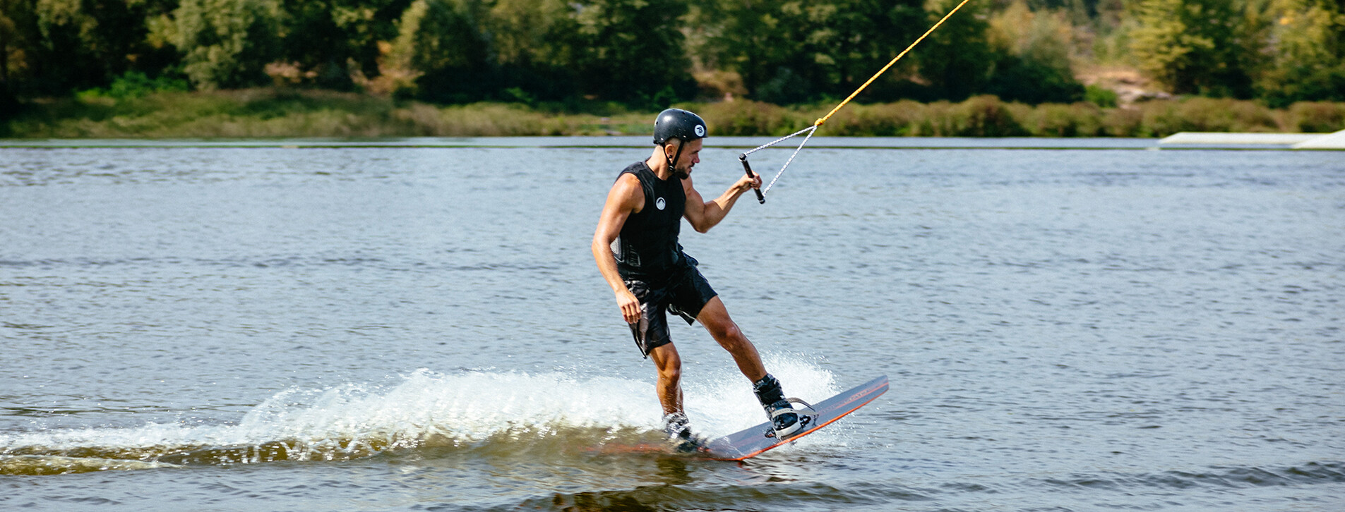 Фото 1 - Вейкбординг на канатке