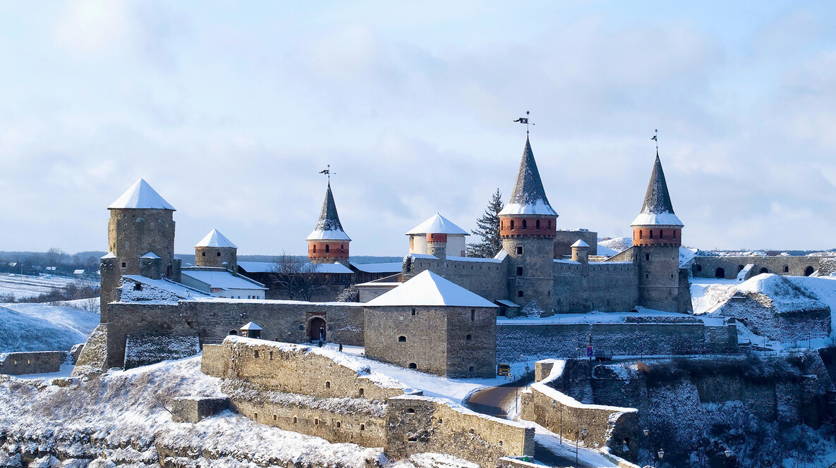 Уикенд в Каменце-Подольском для двоих Подарки на 18 лет в Харькове - Уикенд в Каменце-Подольском для двоих