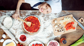 Дитячий майстер-клас піци Дитячий майстер-клас піци