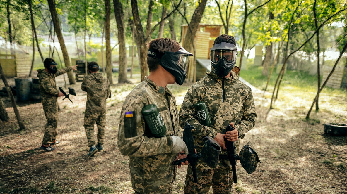 Пейнтбол для компанії Подарунки хрещеним у Харкові - Пейнтбол для компанії