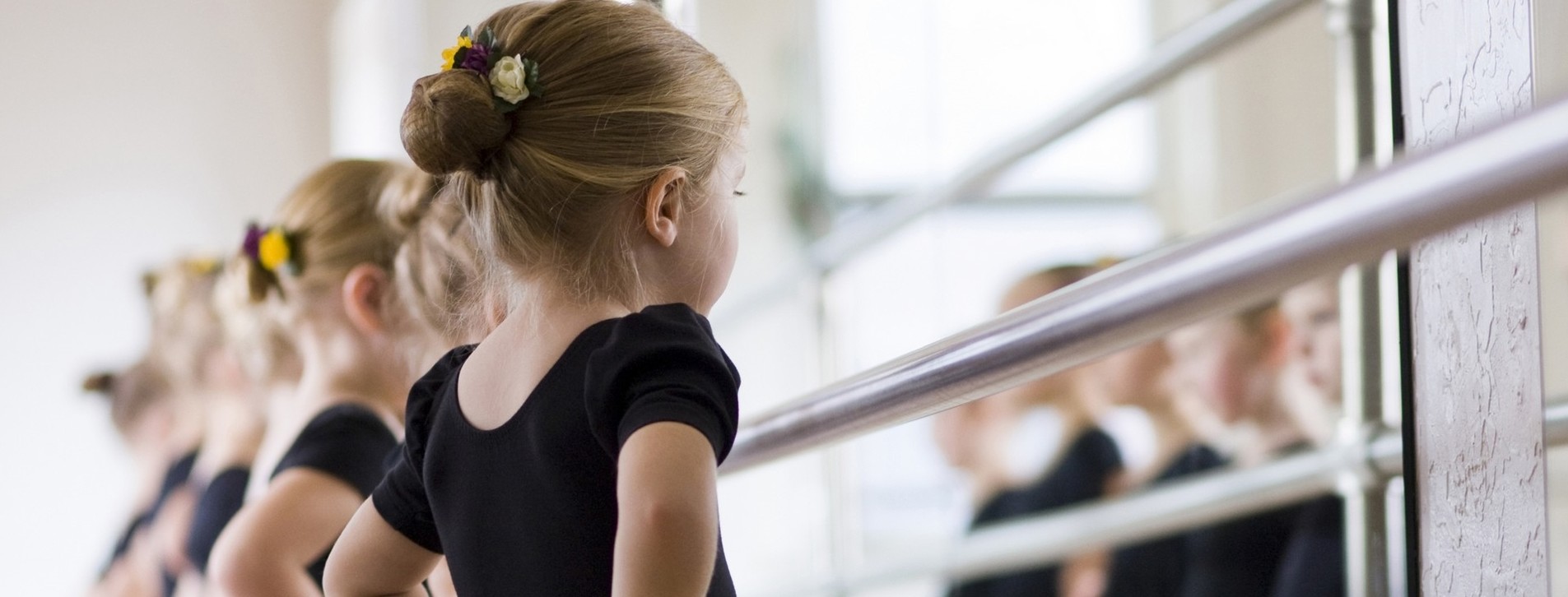 Фото 1 - Абонемент на танцы в группе