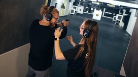 Стрільба з пістолета для двох Стрільба з пістолета для двох