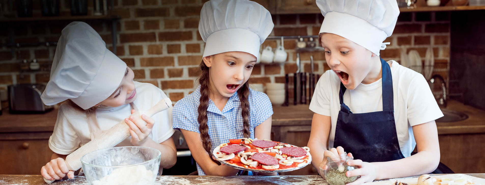 Фото 1 - Детский мастер-класс пиццы для двоих