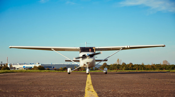 Прогулянка на літаку Подарунки терезам у Львові - Прогулянка на літаку