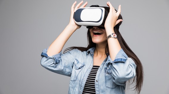 Погружение в мир VR-игр Погружение в мир VR-игр