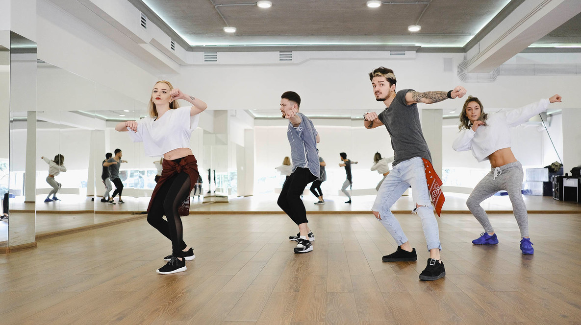 Абонемент на танці в D.Side Dance Studio Подарунки невістці на Новий Рік - Абонемент на танці в D.Side Dance Studio