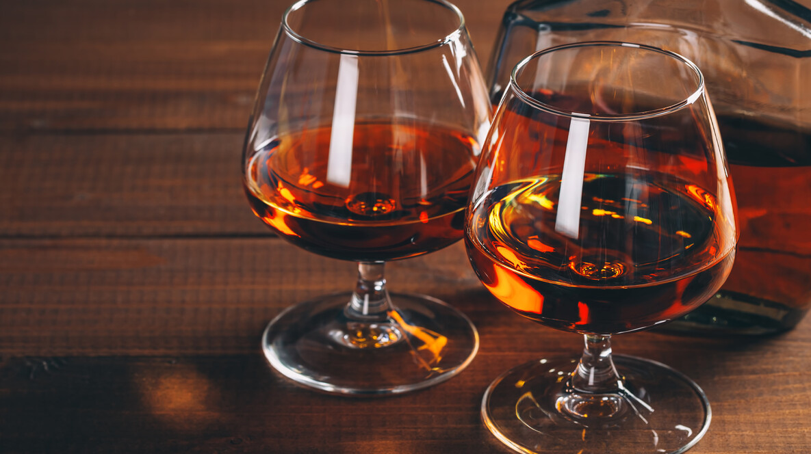 Екскурсія до музею коньяку «Шустов» для компанії Дегустації коньяку в Одесі - Екскурсія до музею коньяку «Шустов» для компанії