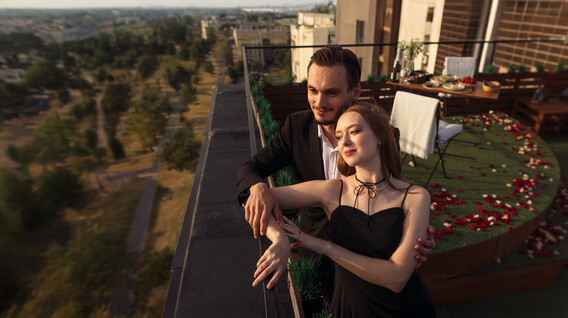 Романтичний вечір на даху Подарунки братові на 23 роки у Львові - Романтичний вечір на даху