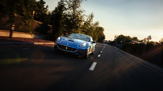Тест-драйв Ferrari Коробка з сюрпризом - Тест-драйв Ferrari