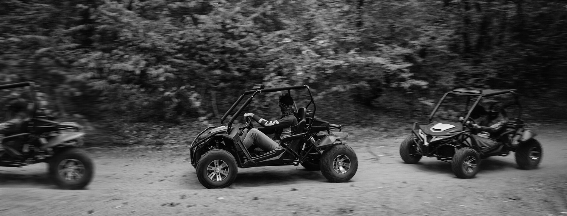 Фото 1 - Прогулка на багги для компании