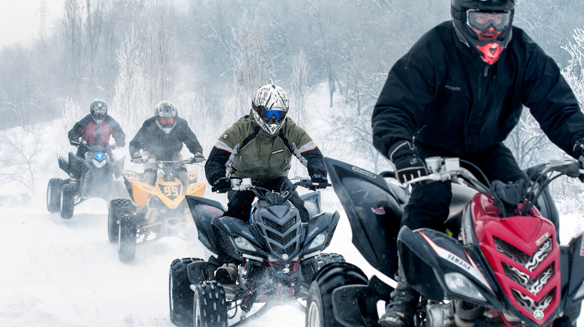 Прогулянка на квадроциклах для компанії Адреналін у Дніпрі - Прогулянка на квадроциклах для компанії