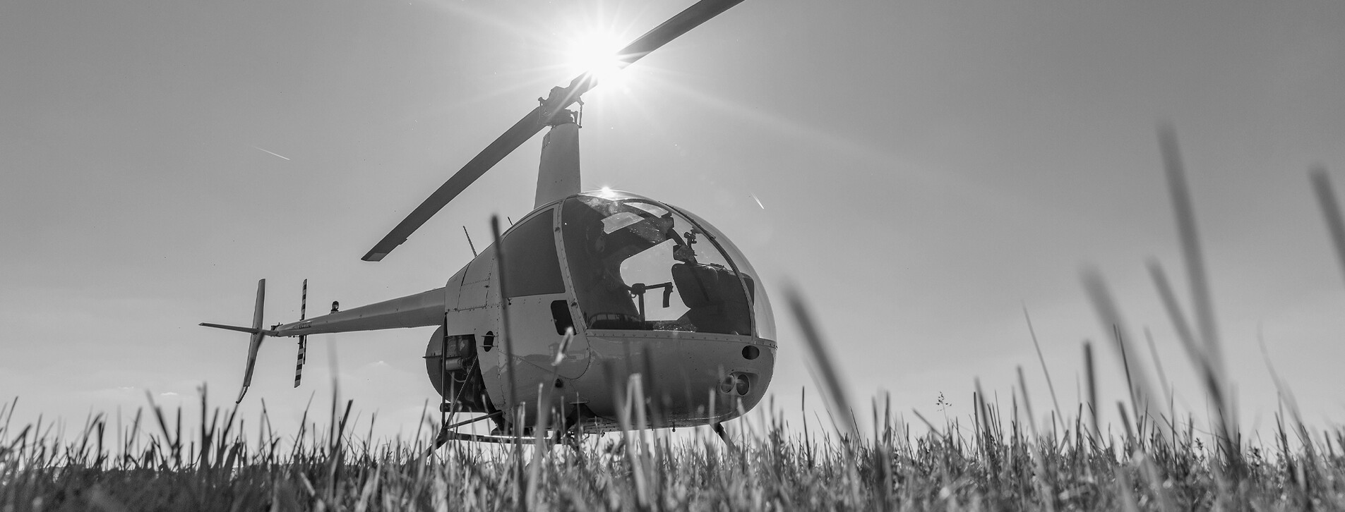 Фото 1 - Політ на вертольоті Robinson R22 в Межигір'я