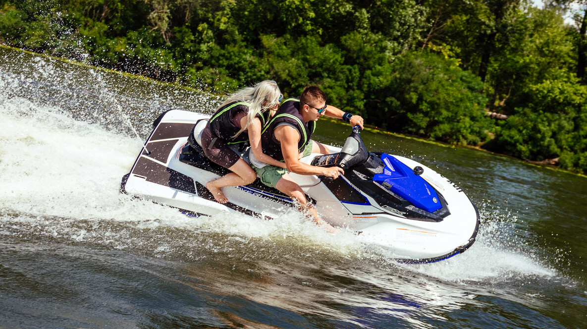 Драйв на гідроциклах для двох Подарунки на 20 років весілля - Драйв на гідроциклах для двох