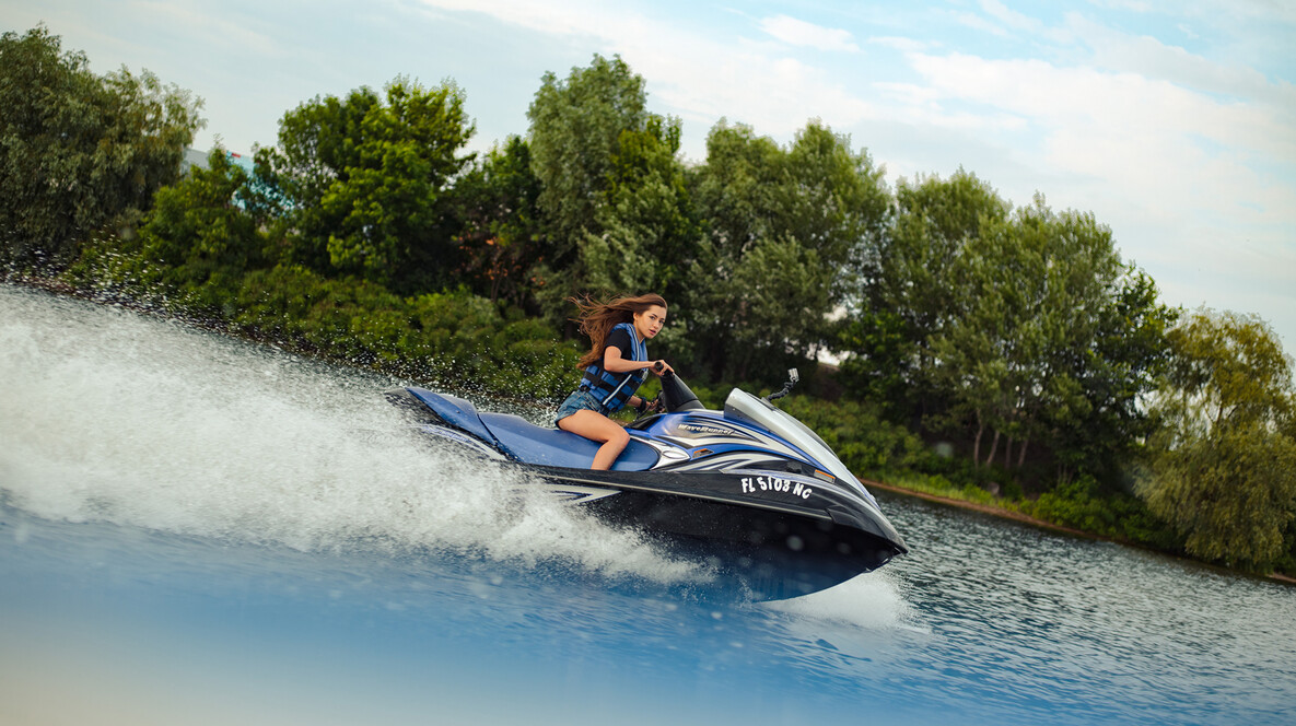 Драйв на гидроцикле Водные развлечения в Днепре - Драйв на гидроцикле