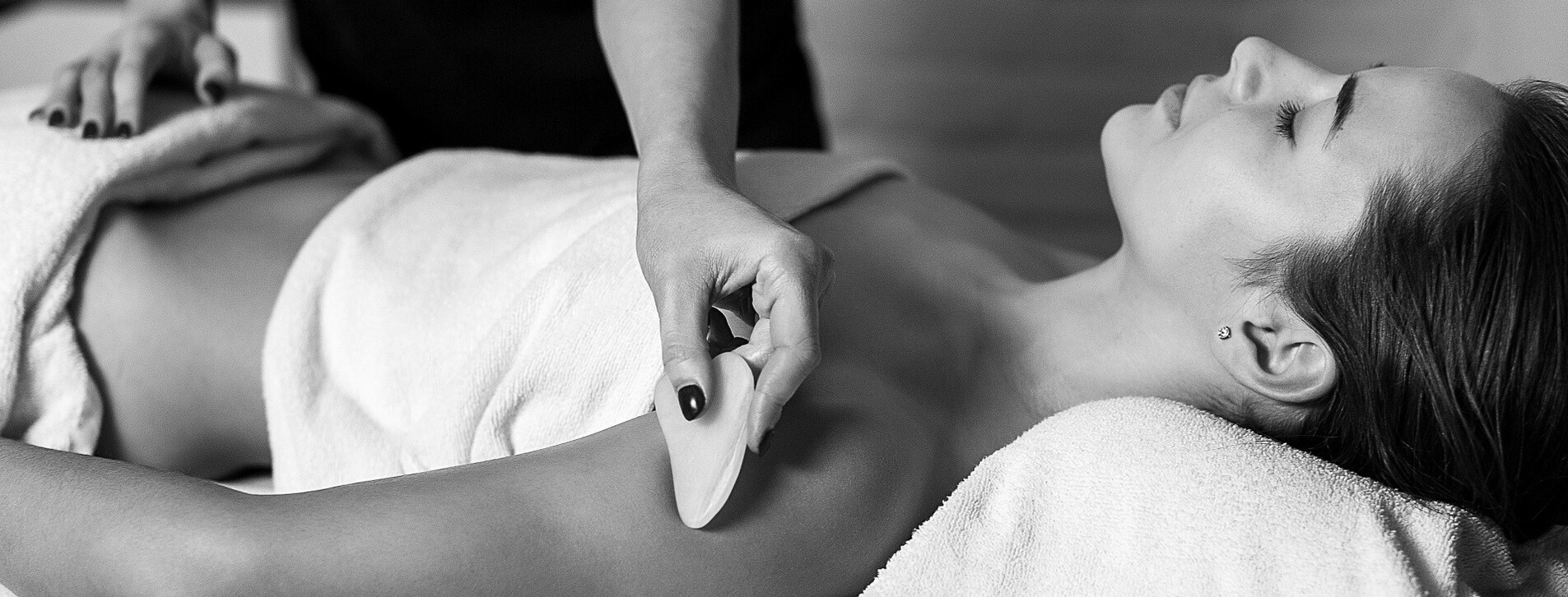 Фото 1 - Китайский массаж гуа-ша