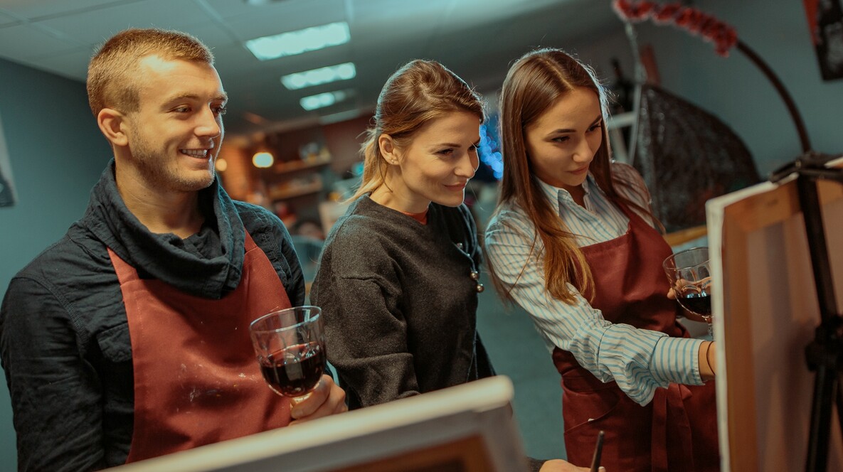 Живопис і вино для компанії Категорії вражень у Дніпрі - Живопис і вино для компанії