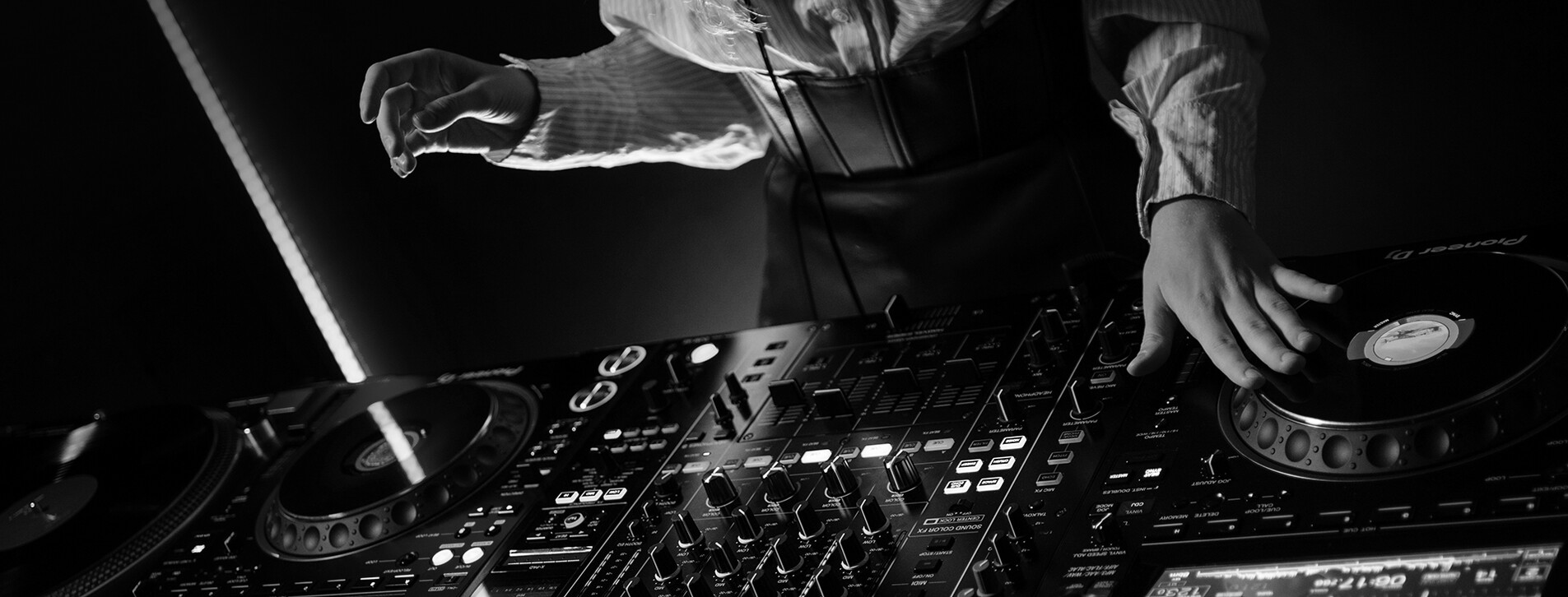 Фото 1 - Майстер-клас dj для двох