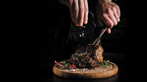 Мастер-класс стейков для компании Подарки мужчине на 51 год во Львове - Мастер-класс стейков для компании