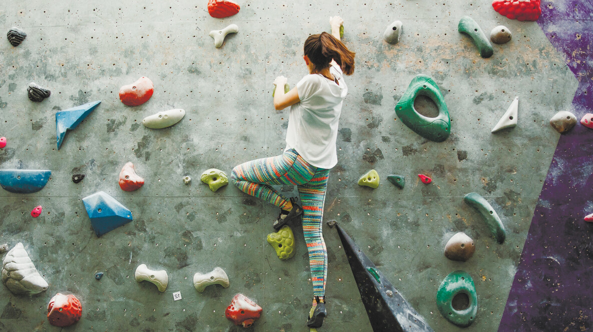 Урок альпінізму на скеледромі для компанії Активний відпочинок для дітей в Одесі - Урок альпінізму на скеледромі для компанії