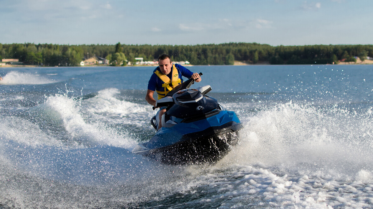 Драйв на гідроциклах для компанії Водні розваги у Харкові - Драйв на гідроциклах для компанії