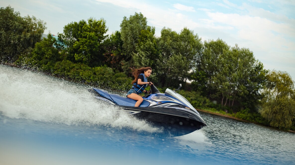 Драйв на гідроциклі Подарунки на день янгола Михайла в Дніпрі - Драйв на гідроциклі