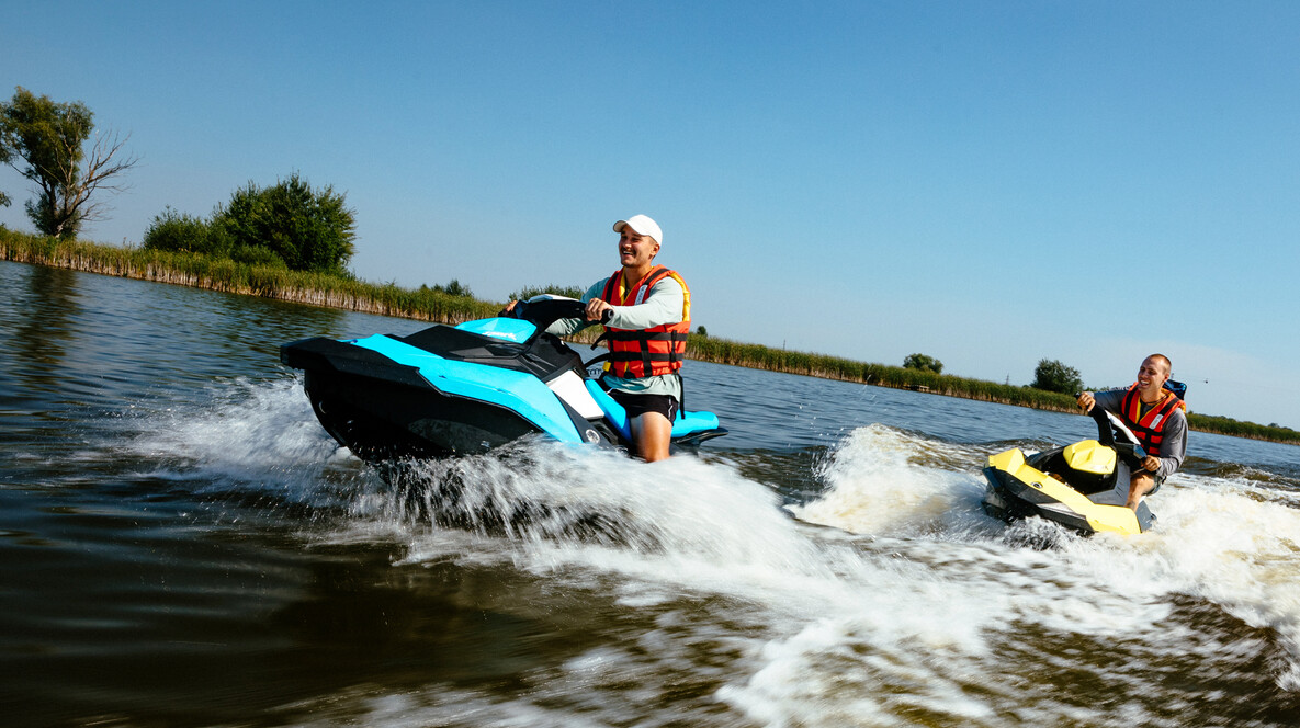 Драйв на гідроциклах для двох Подарунки на Новий рік хрещеній у Дніпрі - Драйв на гідроциклах для двох