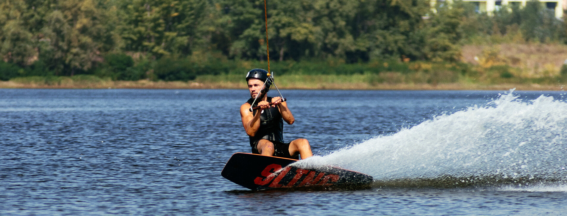 Фото 1 - Вейкбординг на канатці для двох