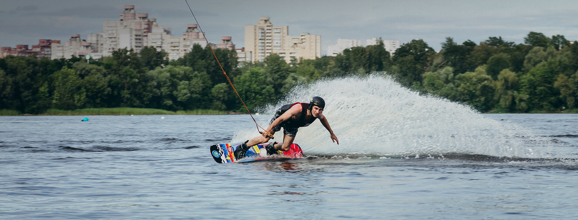 Фото 1 - Вейкбординг на канатці для компанії