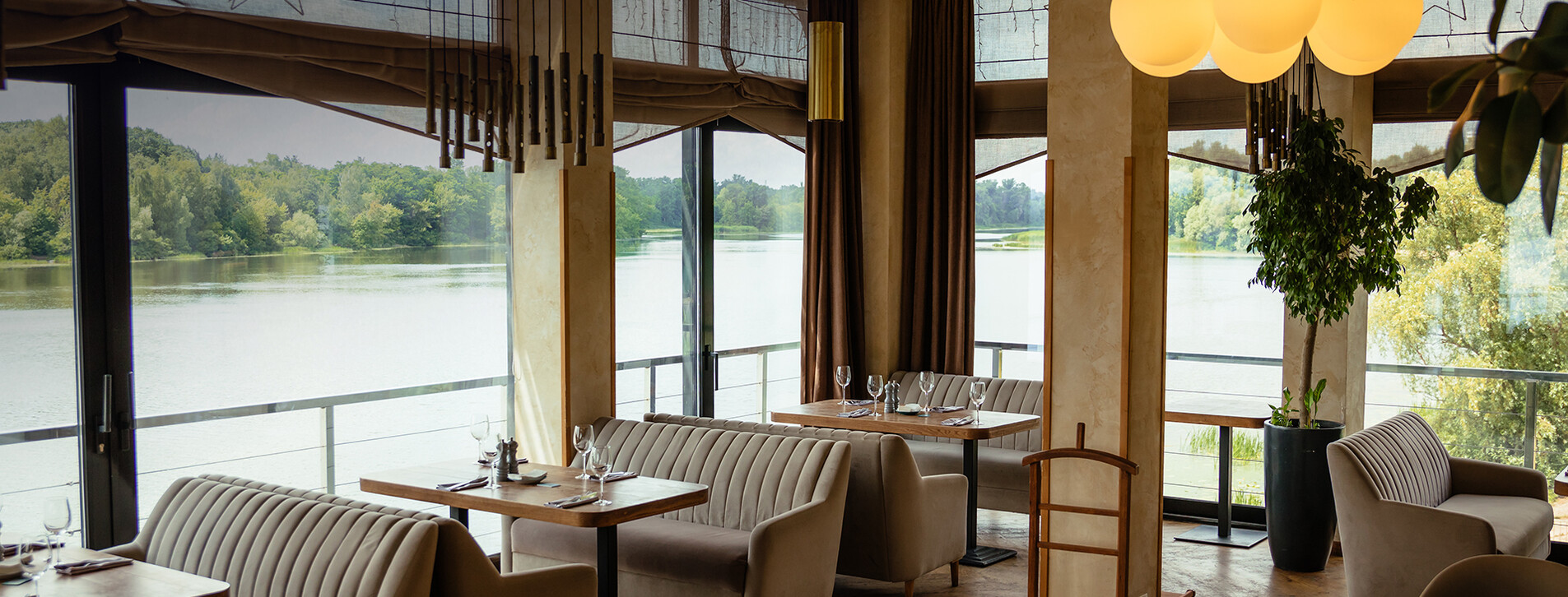 Фото 1 - Ужин в ресторане на Днепре