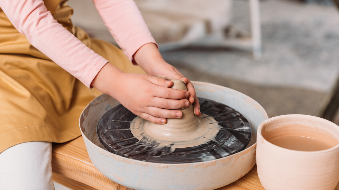 Курс гончарства з випалом Подарунки дівчаткам на 8 березня в Одесі - Курс гончарства з випалом