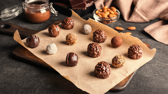 Шоколадний майстер-клас для компанії Подарунок чоловікові на Новий рік в Івано-Франківську - Шоколадний майстер-клас для компанії