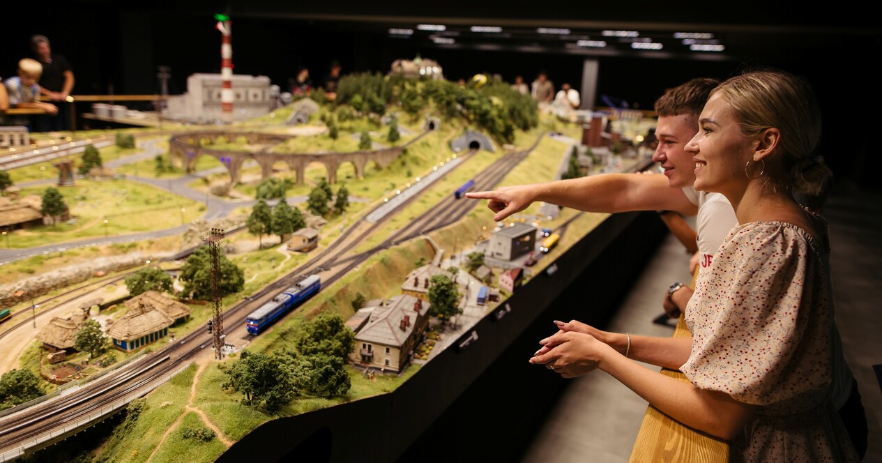 Железнодорожный музей миниатюр Miniland для компании - 12 Фото 12 - Железнодорожный музей миниатюр Miniland для компании