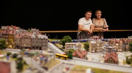 Залізничний музей мініатюр Miniland для компанії Залізничний музей мініатюр Miniland для компанії