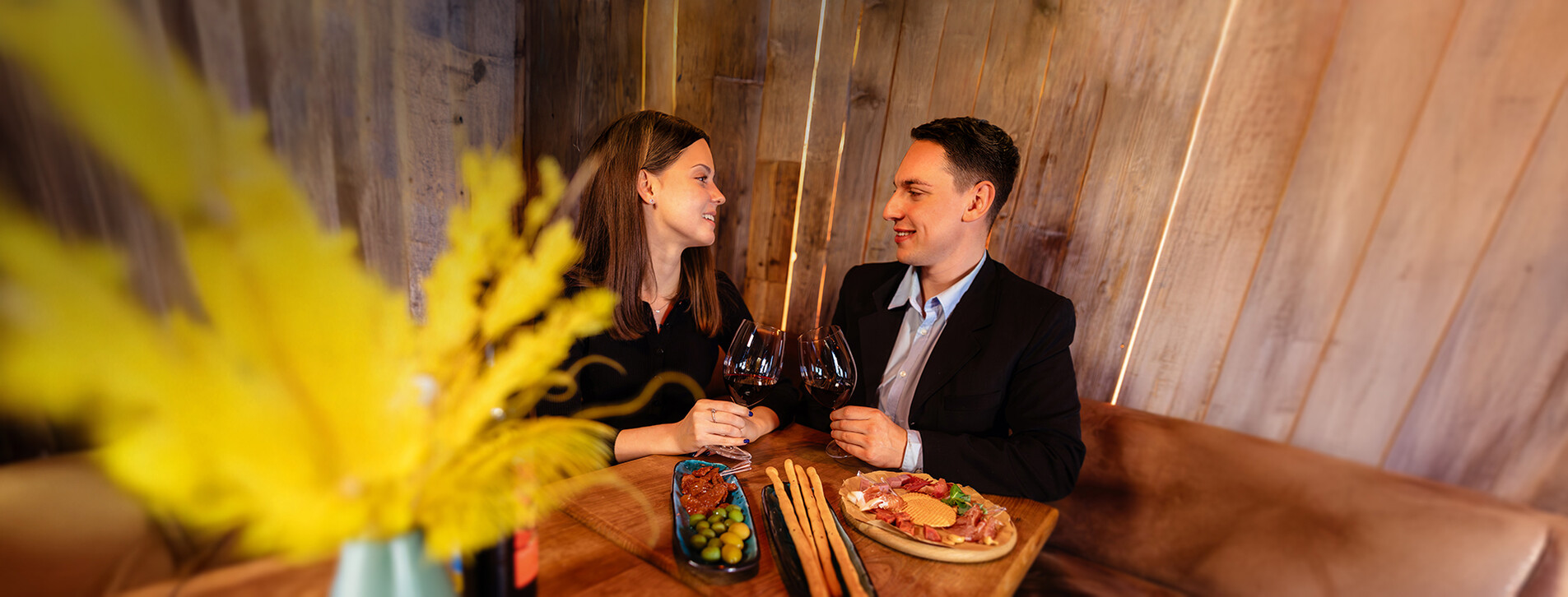 Фото 1 - Вечер в винном баре