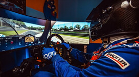 Гоночний автосимулятор Гоночний автосимулятор