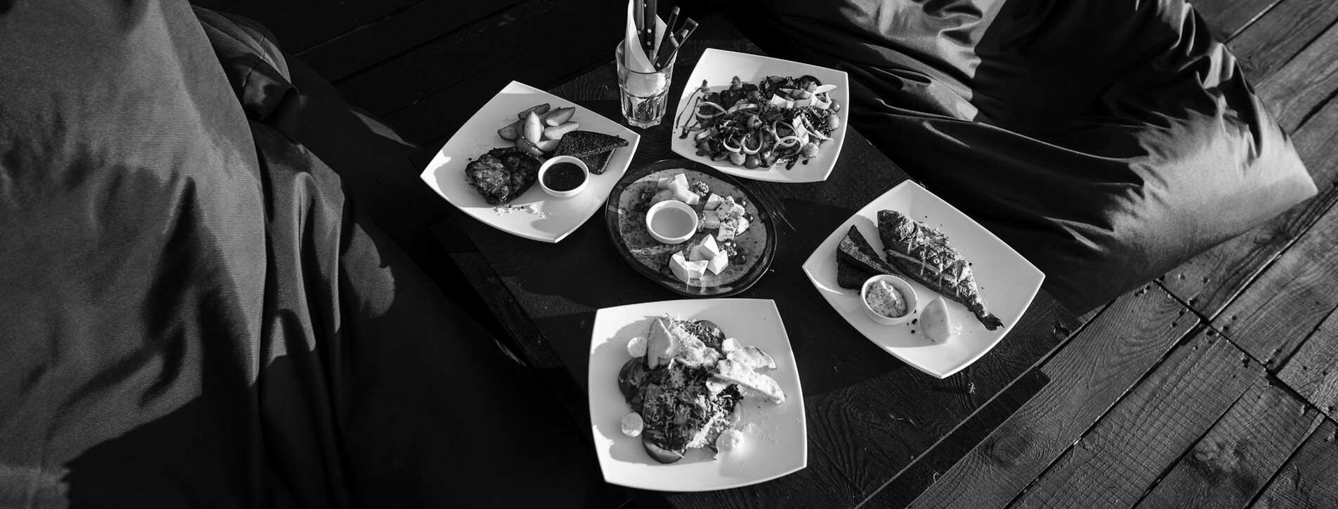 Фото 1 - Вечеря на панорамній терасі