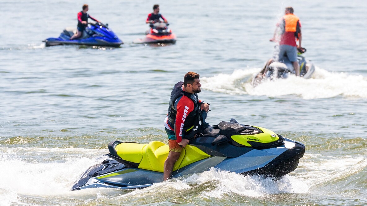 Драйв на гідроциклах для компанії Водні розваги - Драйв на гідроциклах для компанії