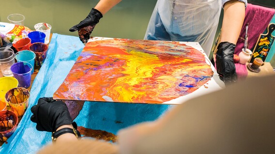 Абстрактная живопись Fluid Art для компании Абстрактная живопись Fluid Art для компании